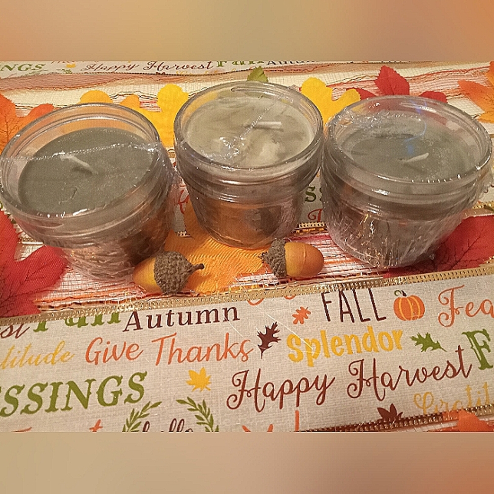 Homemade Candle with Rosemary Essential Oil and Organic Dried Rose Flowers